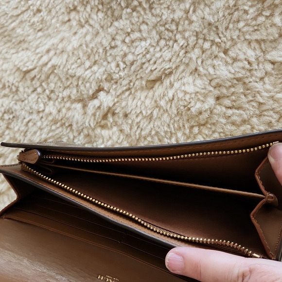 Coach Long Brown Leather Signature Continental Wallet 🤎 - Picture 9 of 16
